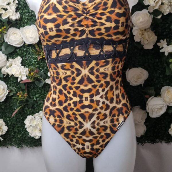 Maillot de bain 1 pièce coque 0046