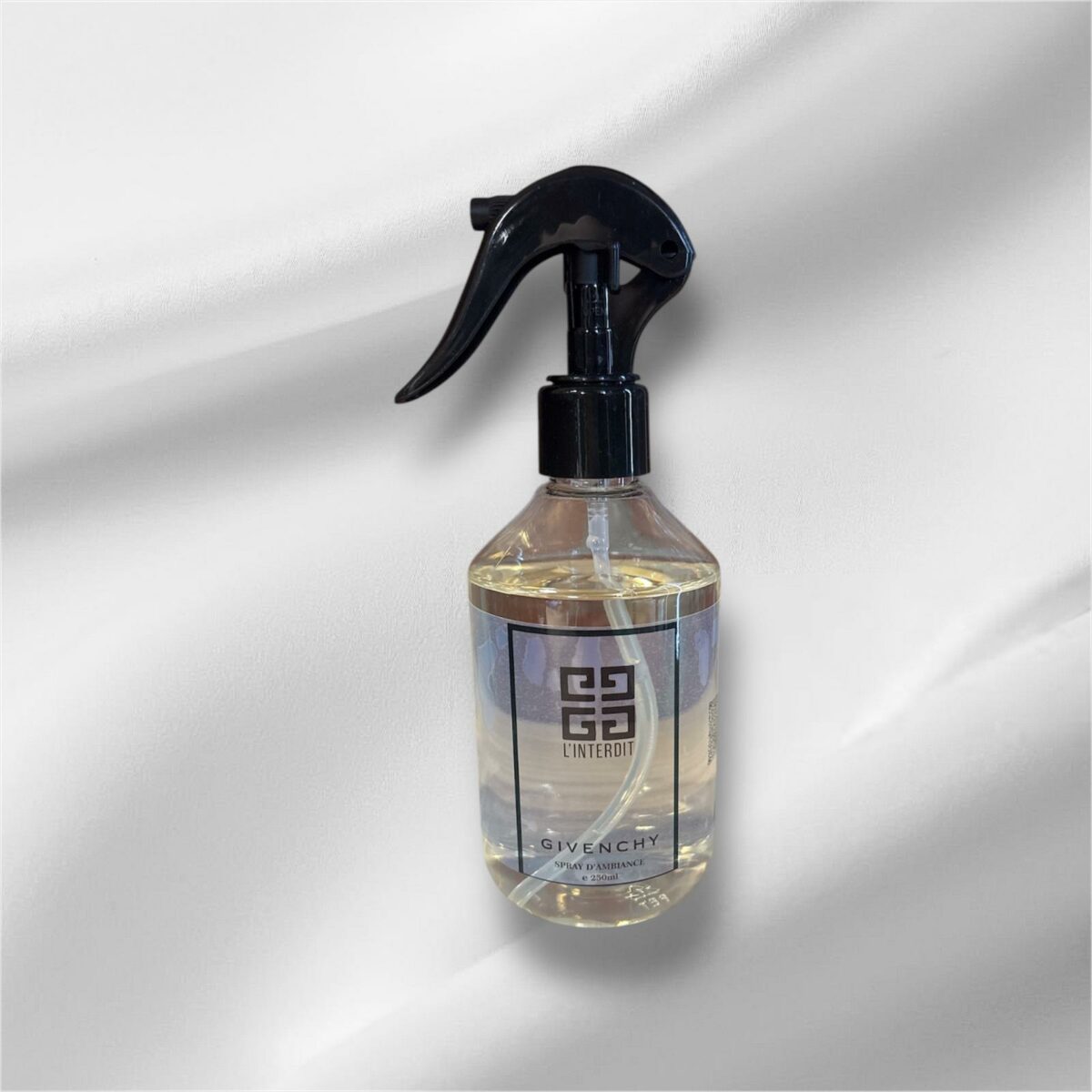 givenchy l'interdit